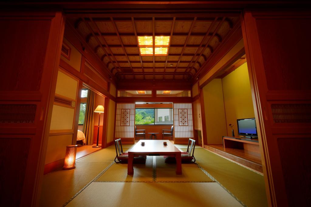 Yukaen Hotel Hanamaki Exterior photo