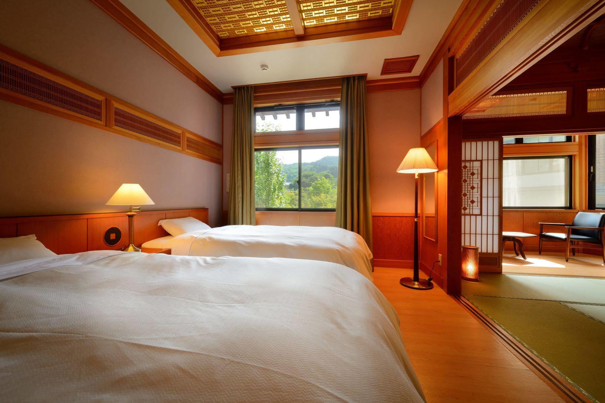 Yukaen Hotel Hanamaki Exterior photo
