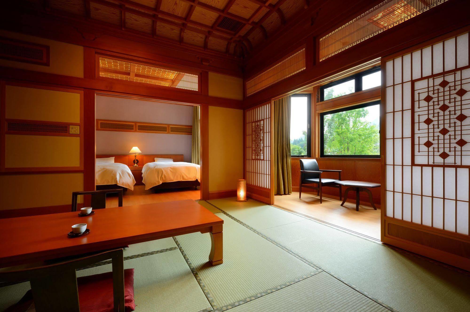 Yukaen Hotel Hanamaki Exterior photo