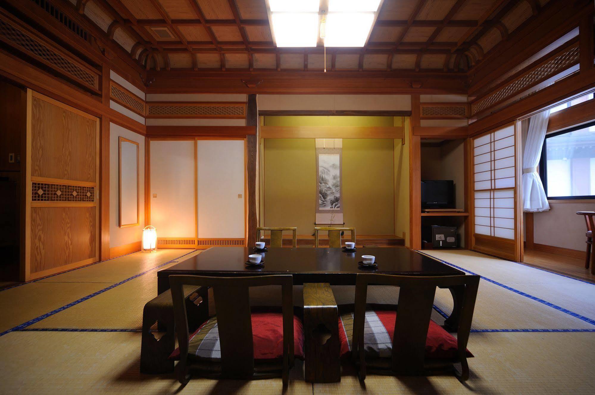 Yukaen Hotel Hanamaki Exterior photo